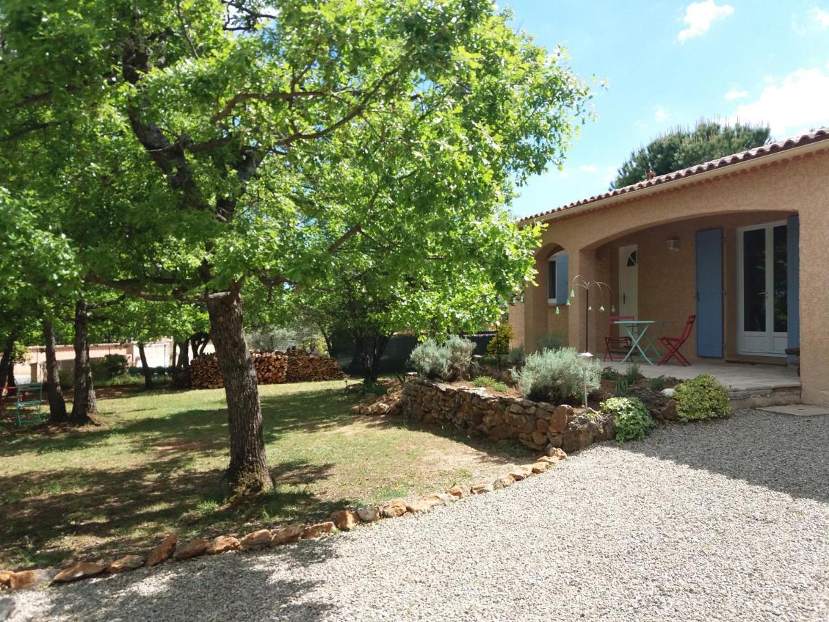 Bed and Breakfast Lou Pebre D'Ai Régusse Exterior foto